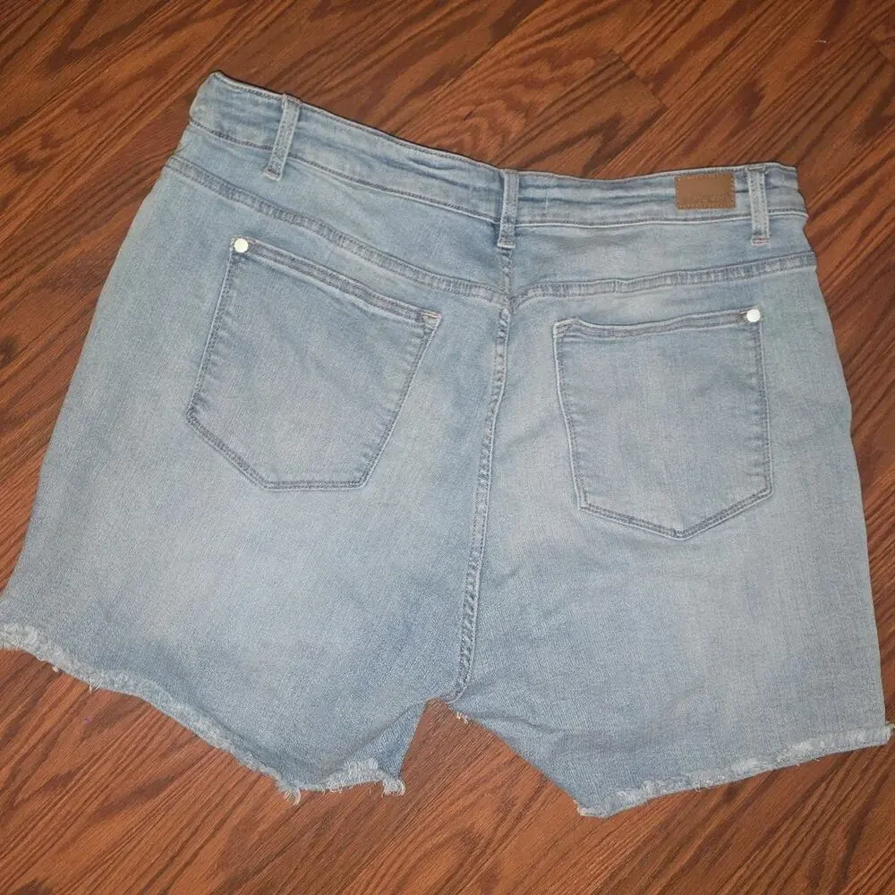 Judy Blue Women Denim Shorts 3XL Light Wash Braided Waist High Rise Frayed Hem